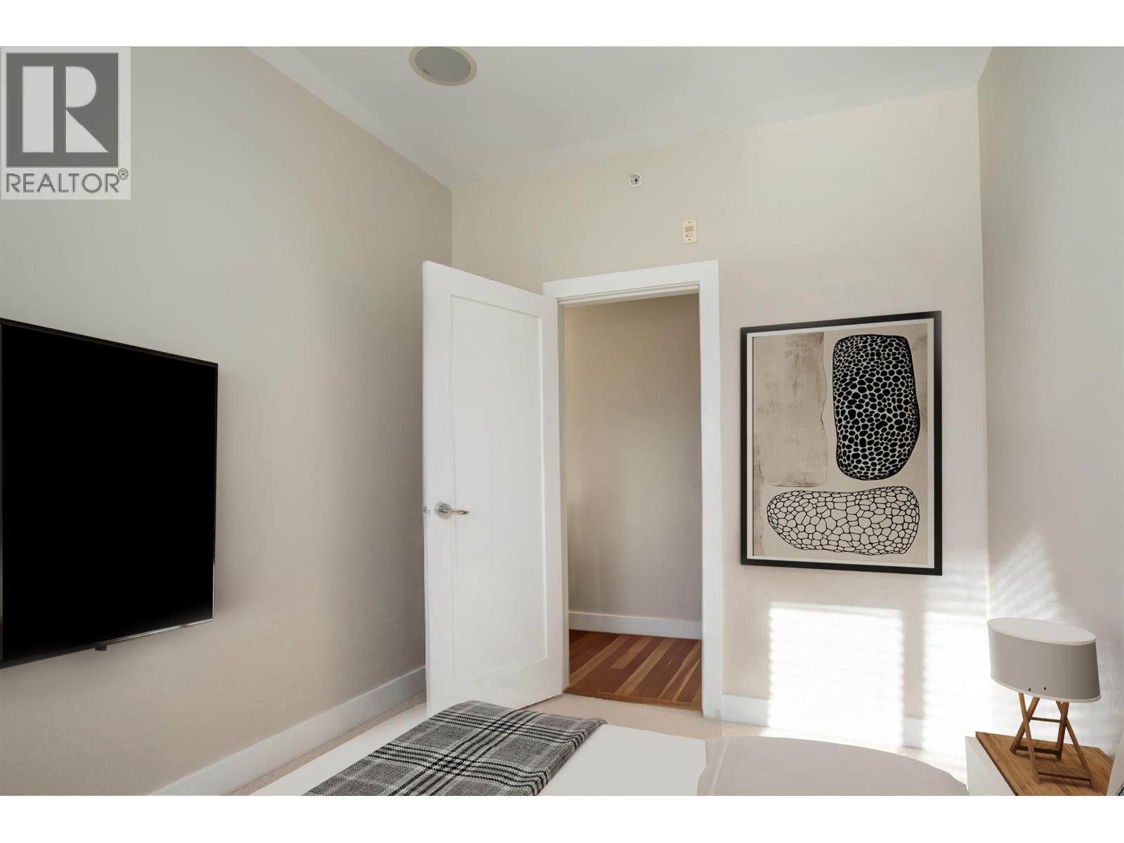 404 - 6328 LARKIN DRIVE Image 32