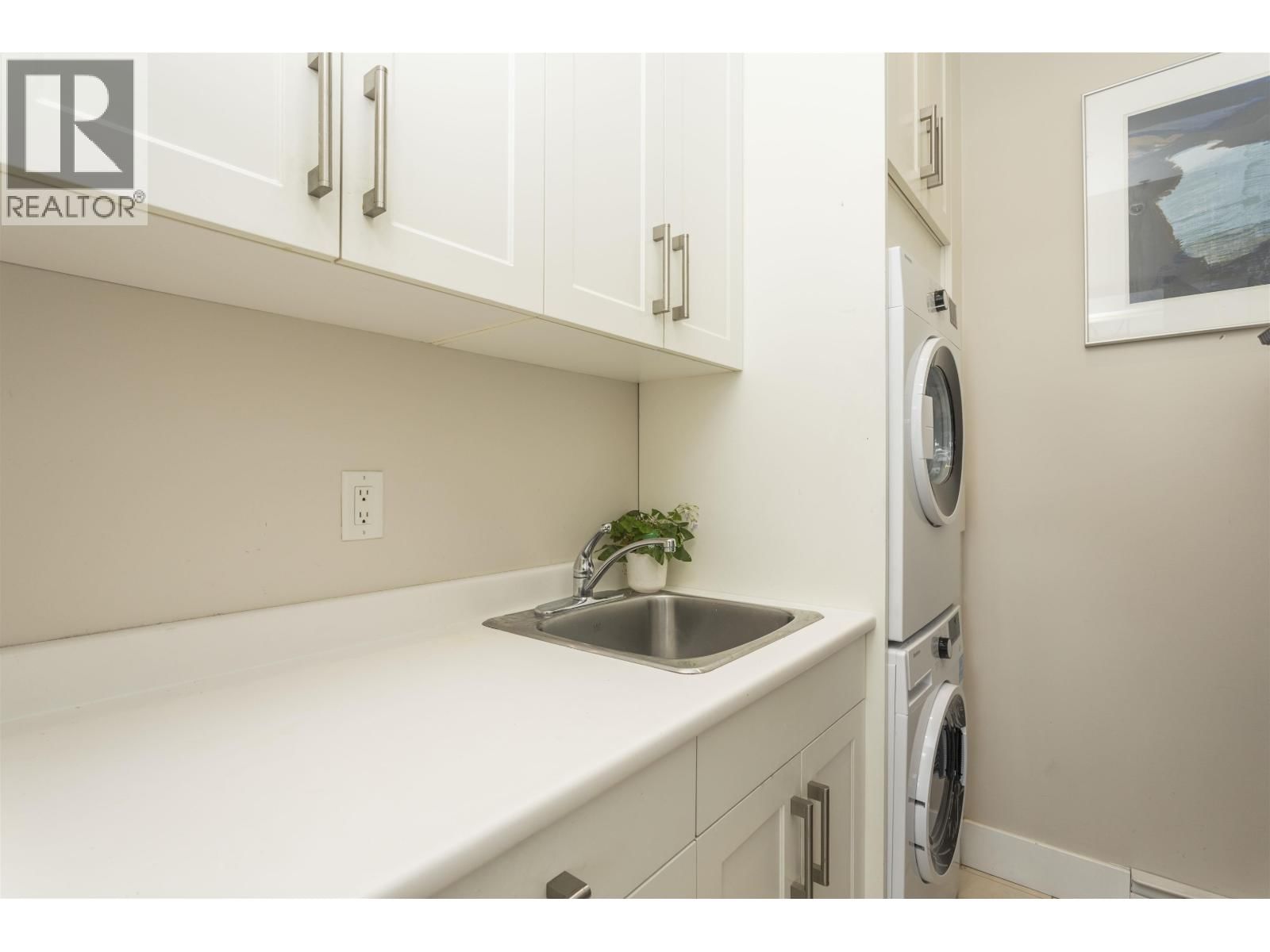 404 - 6328 LARKIN DRIVE Image 35