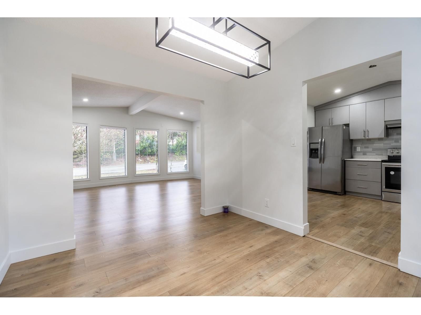 2803 BABICH STREET Image 10