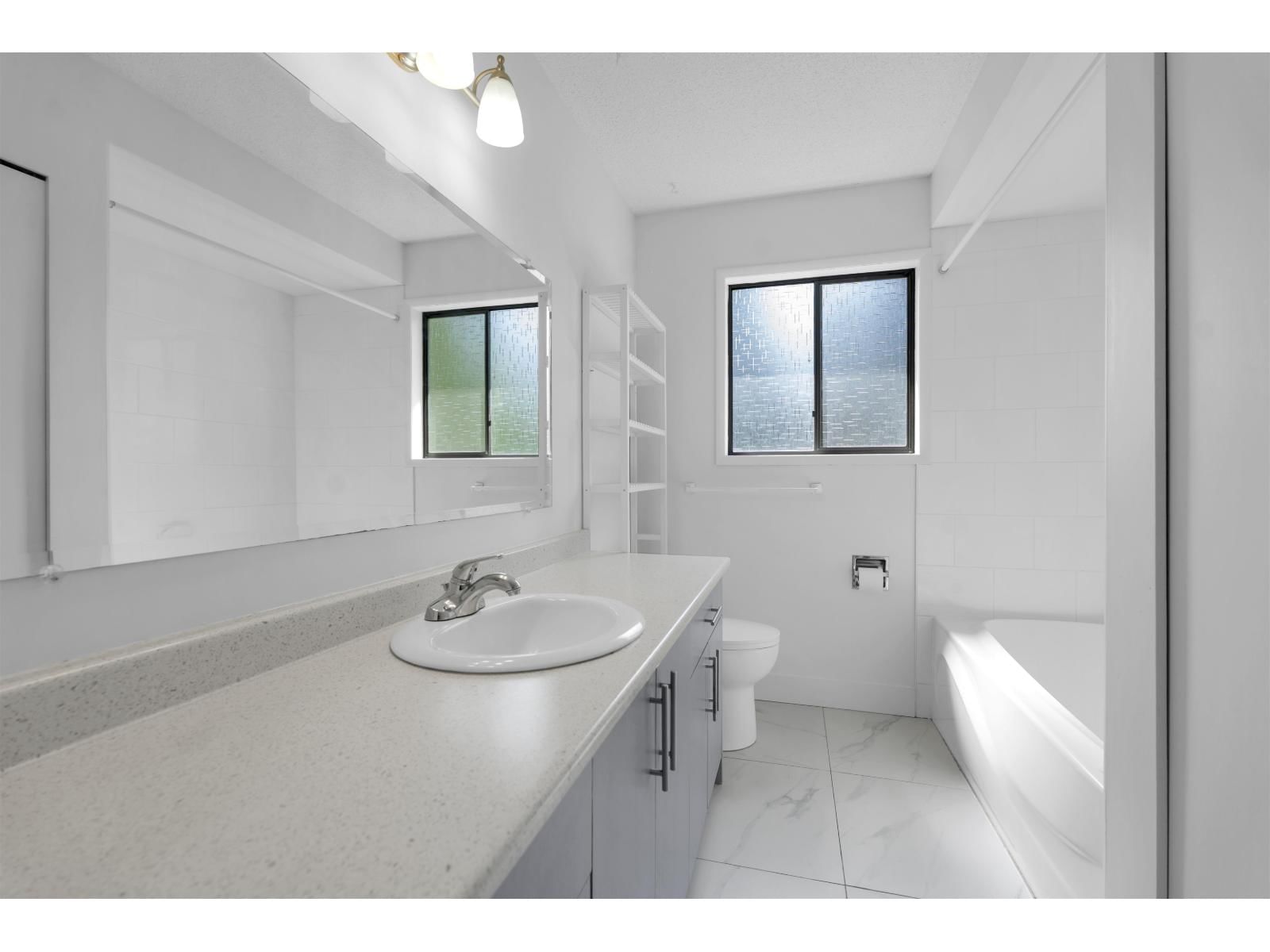 2803 BABICH STREET Image 11