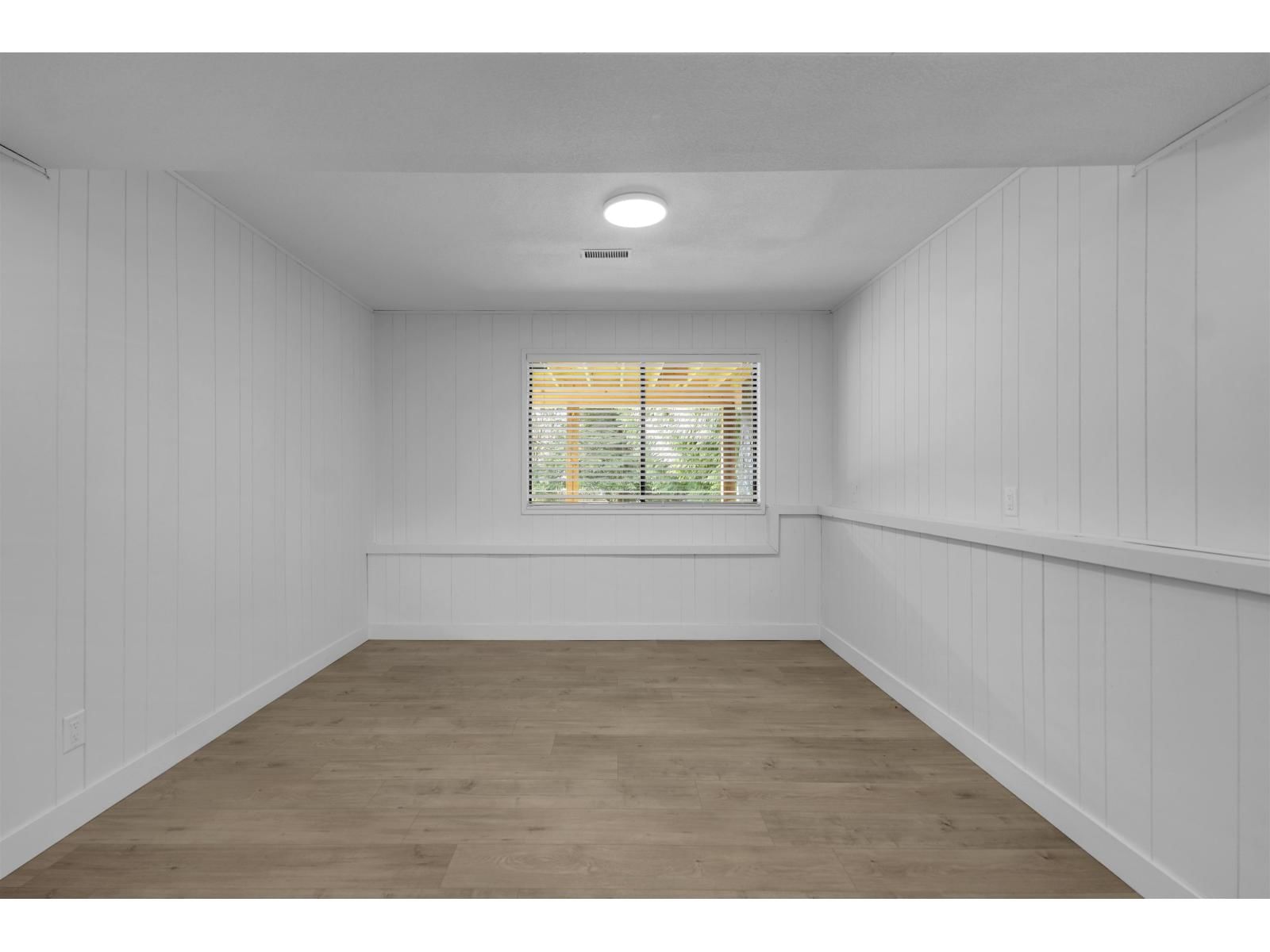 2803 BABICH STREET Image 24