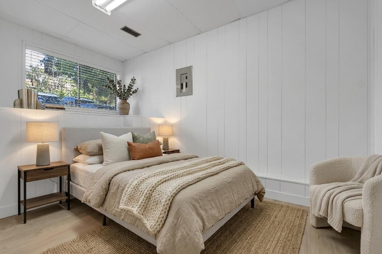 2803 BABICH STREET Image 28