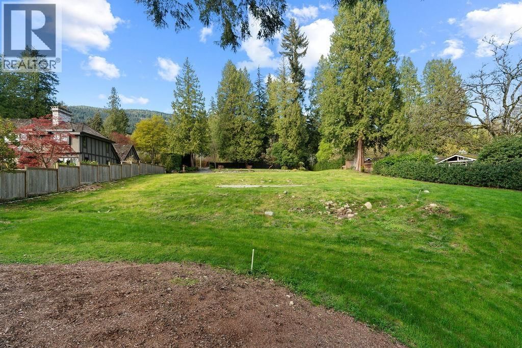 2976 PALMERSTON AVENUE Image 20