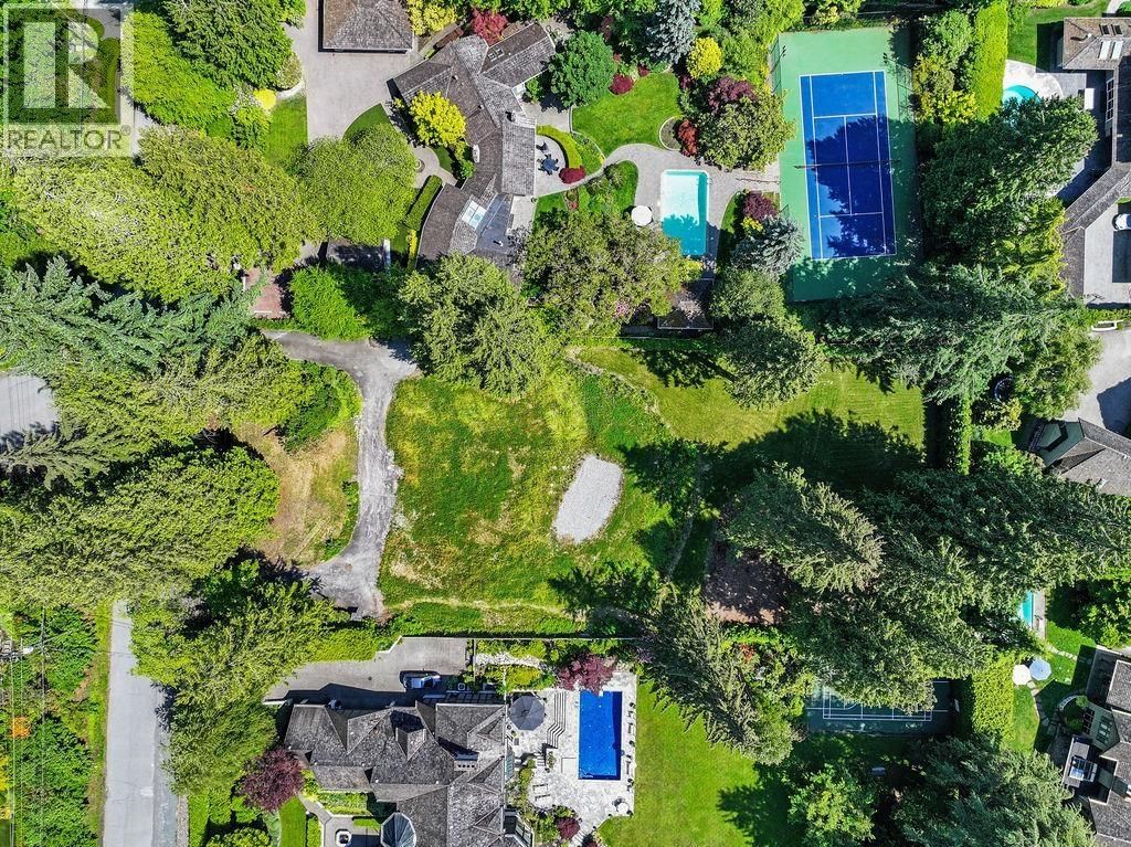 2976 PALMERSTON AVENUE Image 25