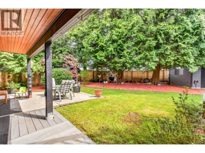 2176 LAURIER Avenue | Port Coquitlam British Columbia | Slide Image Thirty-one