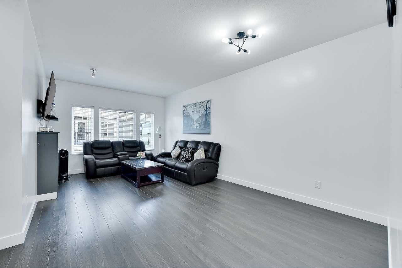 10 - 13864 HYLAND ROAD Image 5