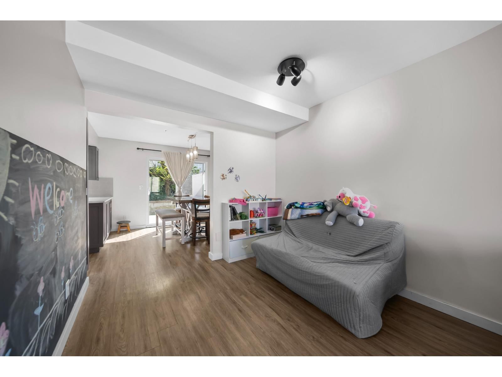 69 - 3087 IMMEL STREET Image 5