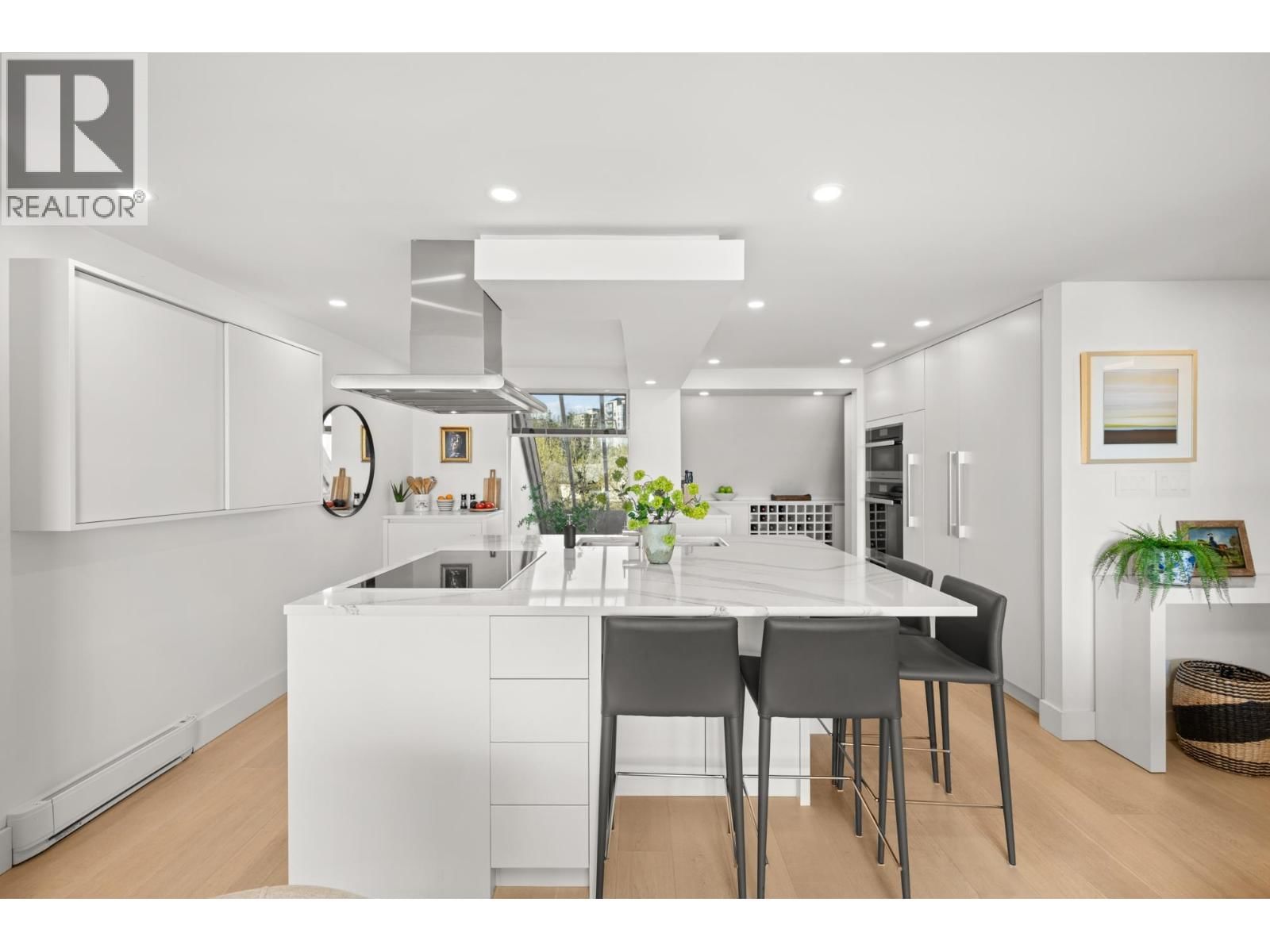 418 - 5 K DE K COURT Image 12