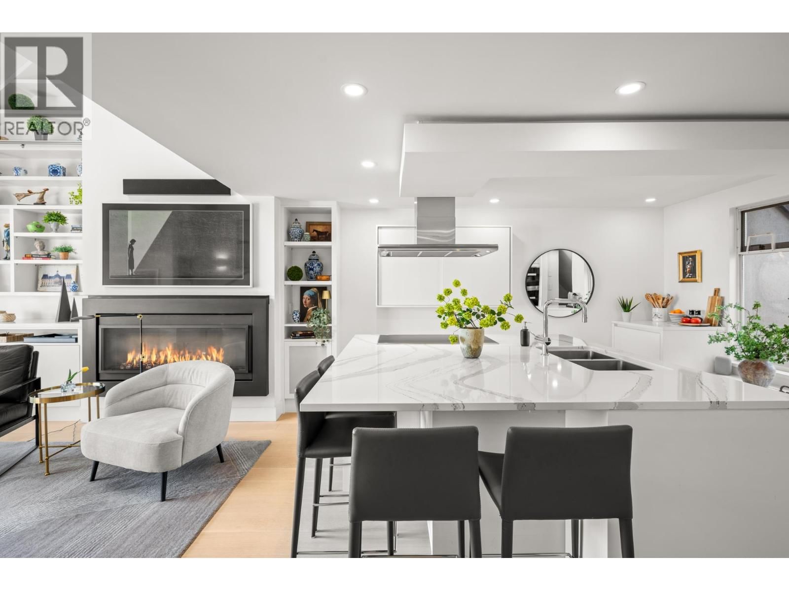 418 - 5 K DE K COURT Image 2