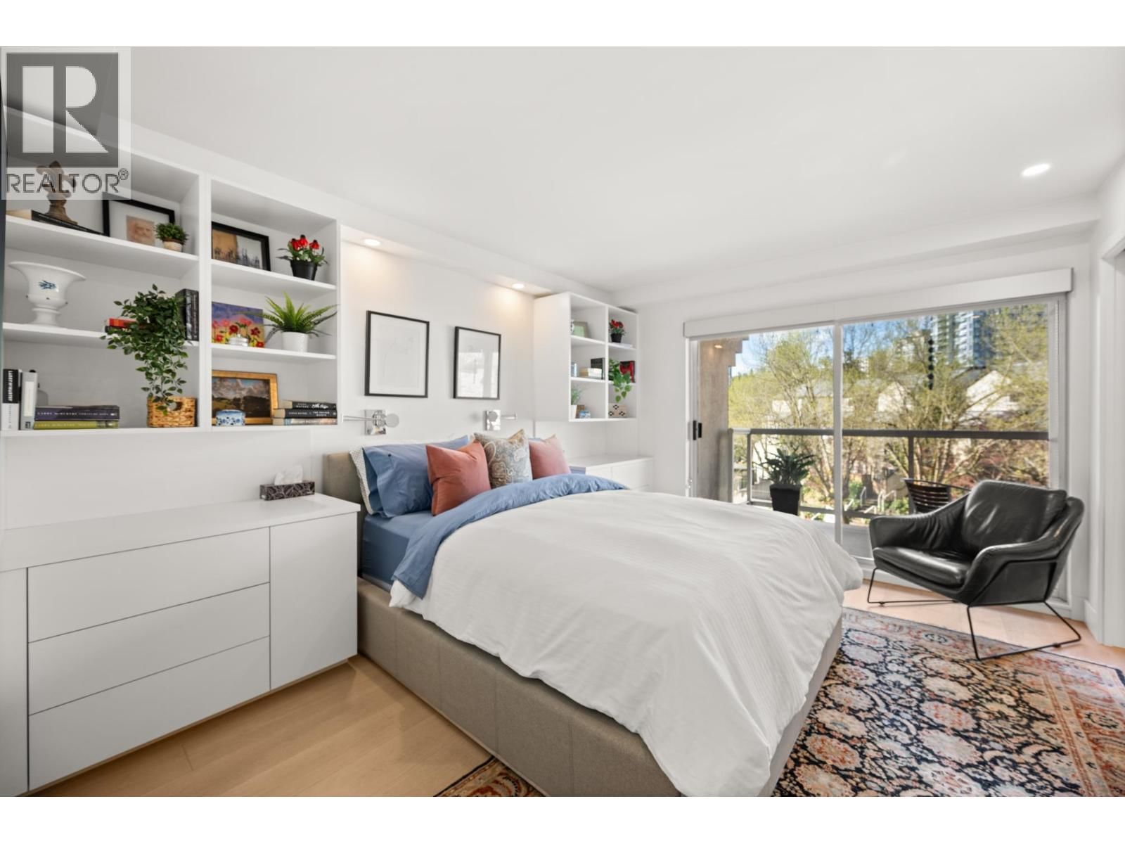 418 - 5 K DE K COURT Image 30