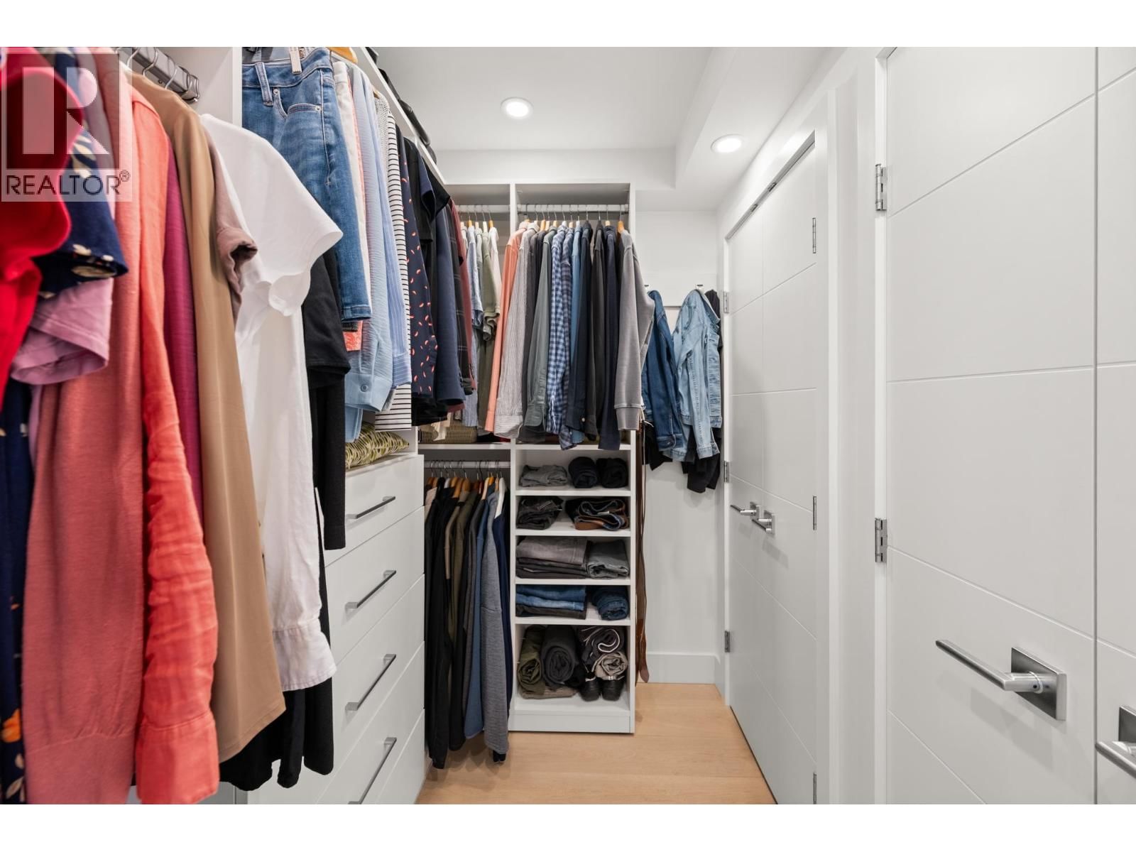 418 - 5 K DE K COURT Image 37