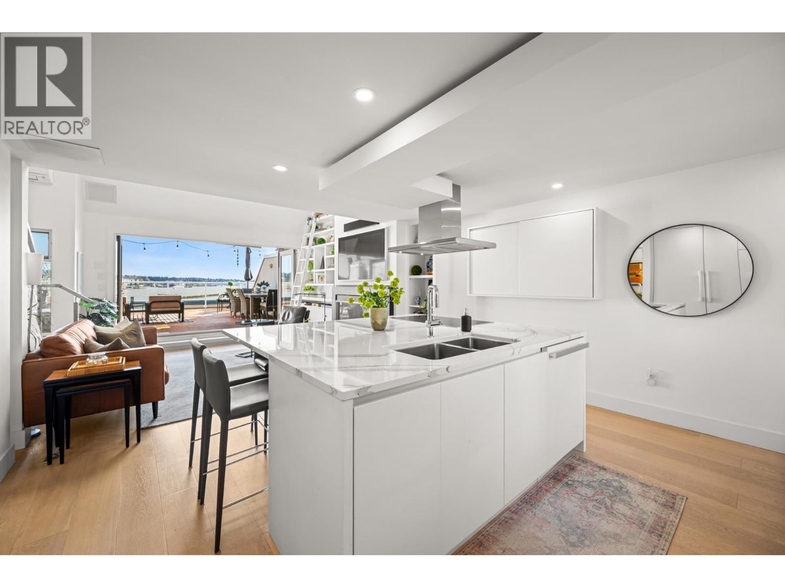 418 - 5 K DE K COURT Image 9