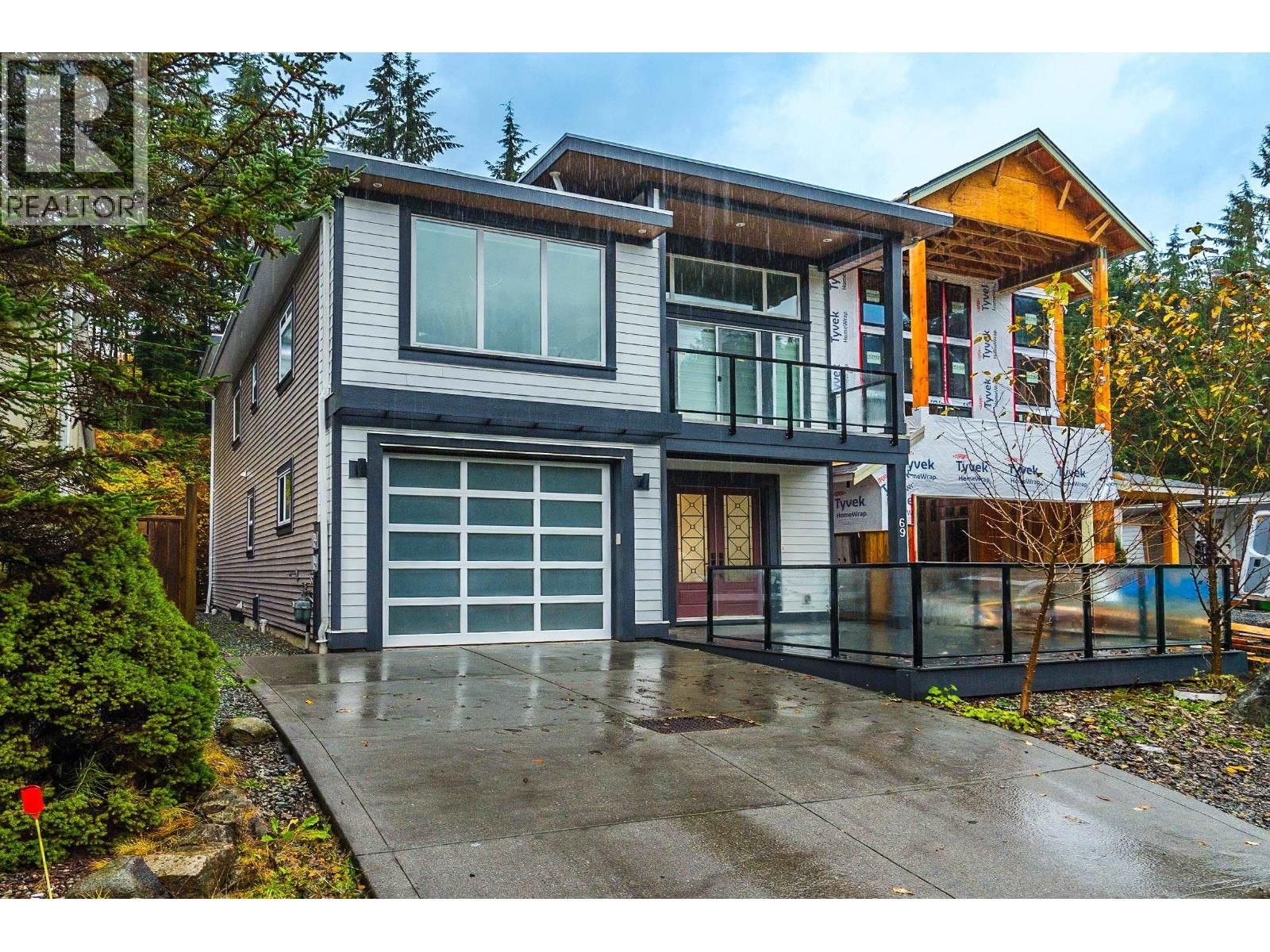 69 - 3295 SUNNYSIDE ROAD Image 1