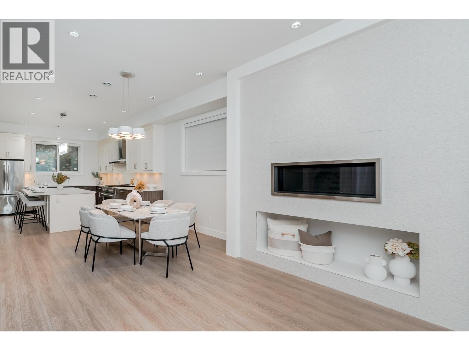 69 - 3295 SUNNYSIDE ROAD Image 11