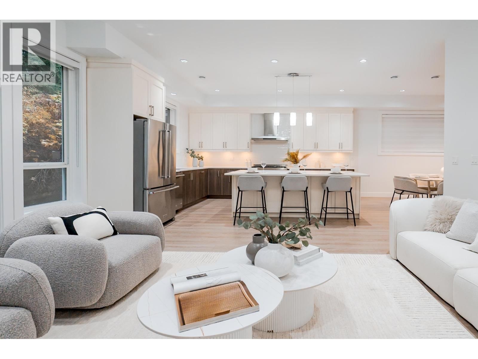 69 - 3295 SUNNYSIDE ROAD Image 20