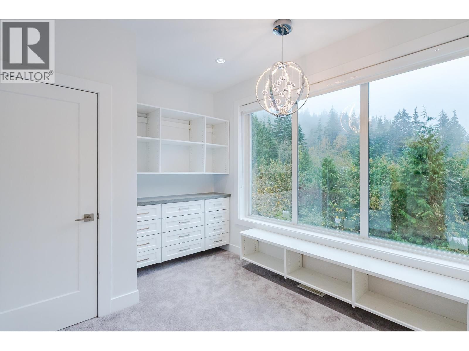 69 - 3295 SUNNYSIDE ROAD Image 35