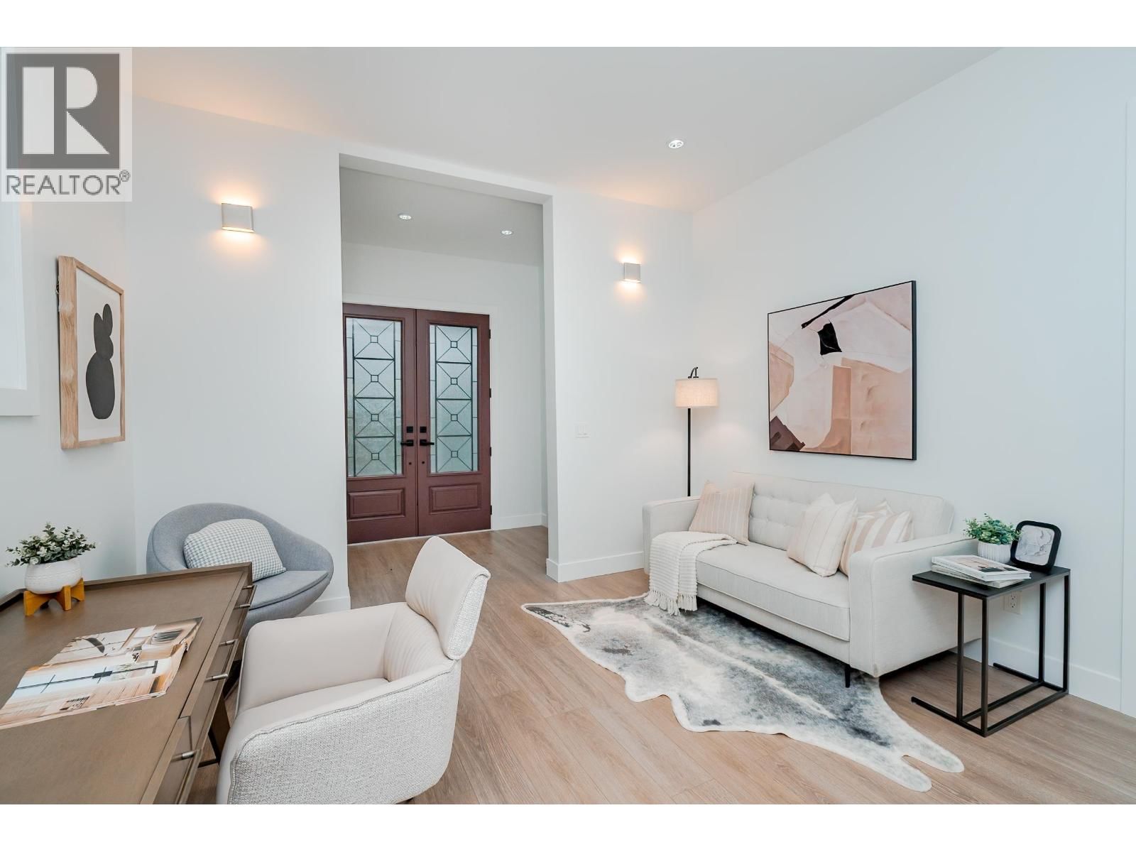 69 - 3295 SUNNYSIDE ROAD Image 8