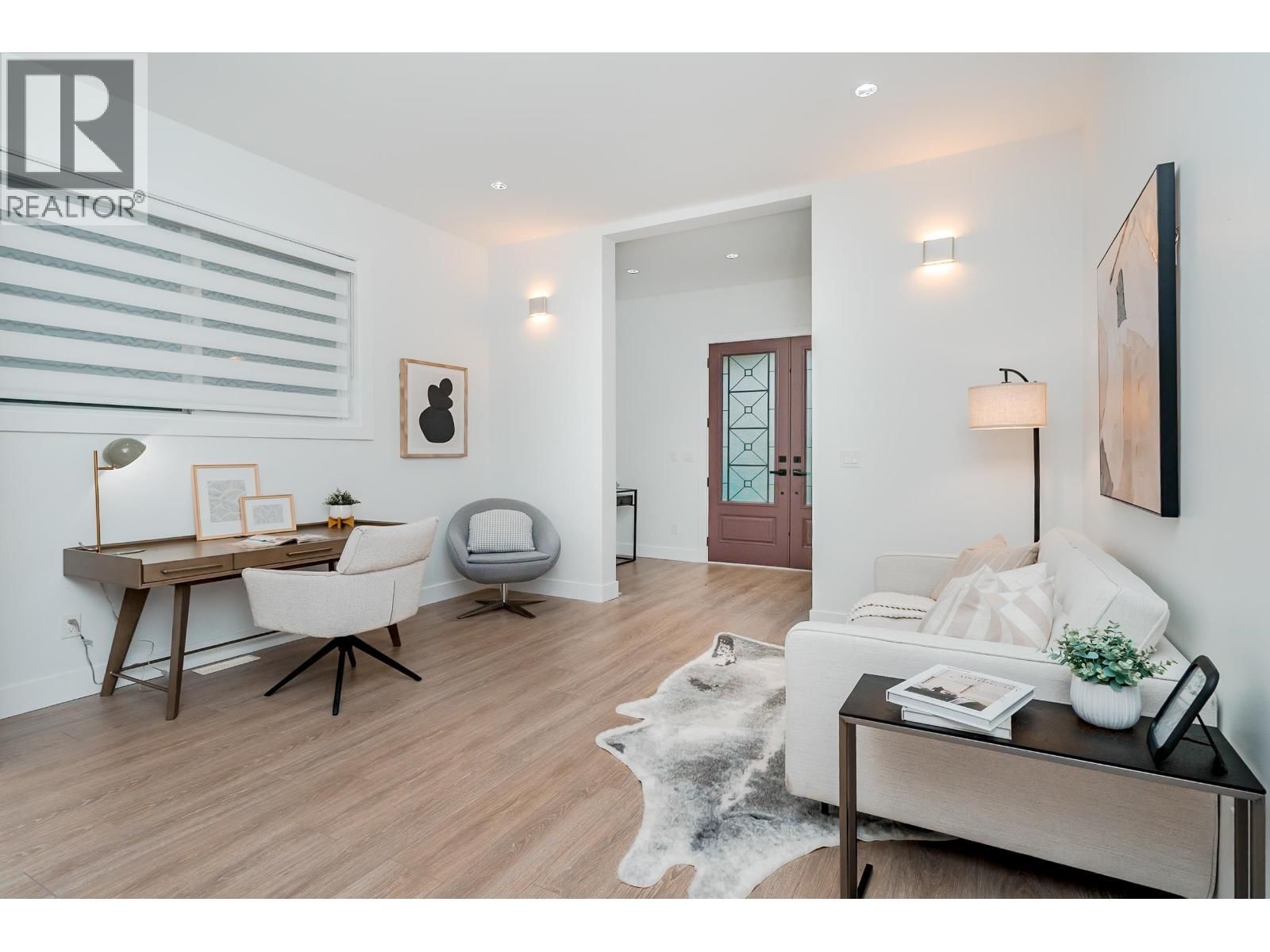 69 - 3295 SUNNYSIDE ROAD Image 9