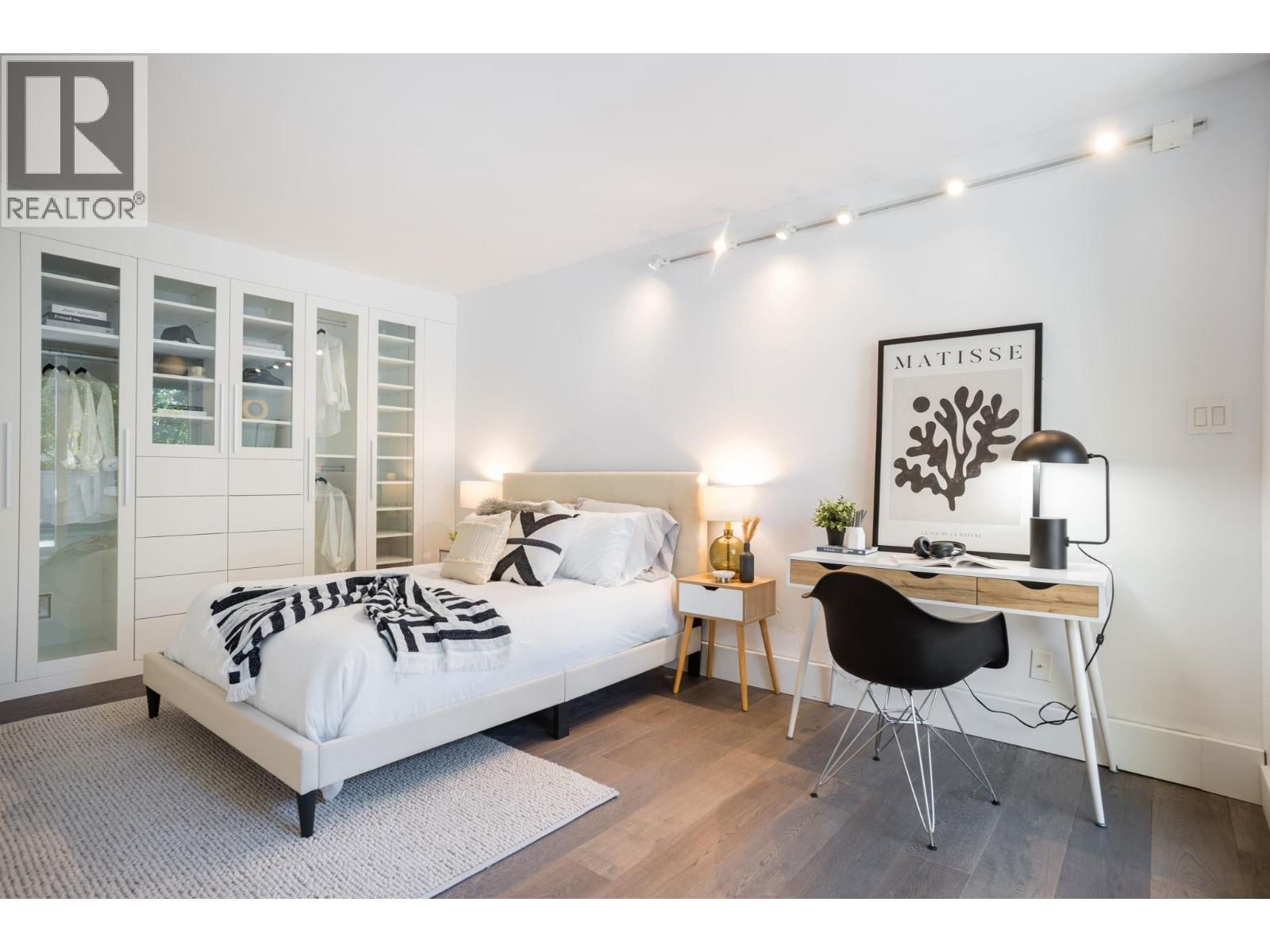 316 - 4900 CARTIER STREET Image 22