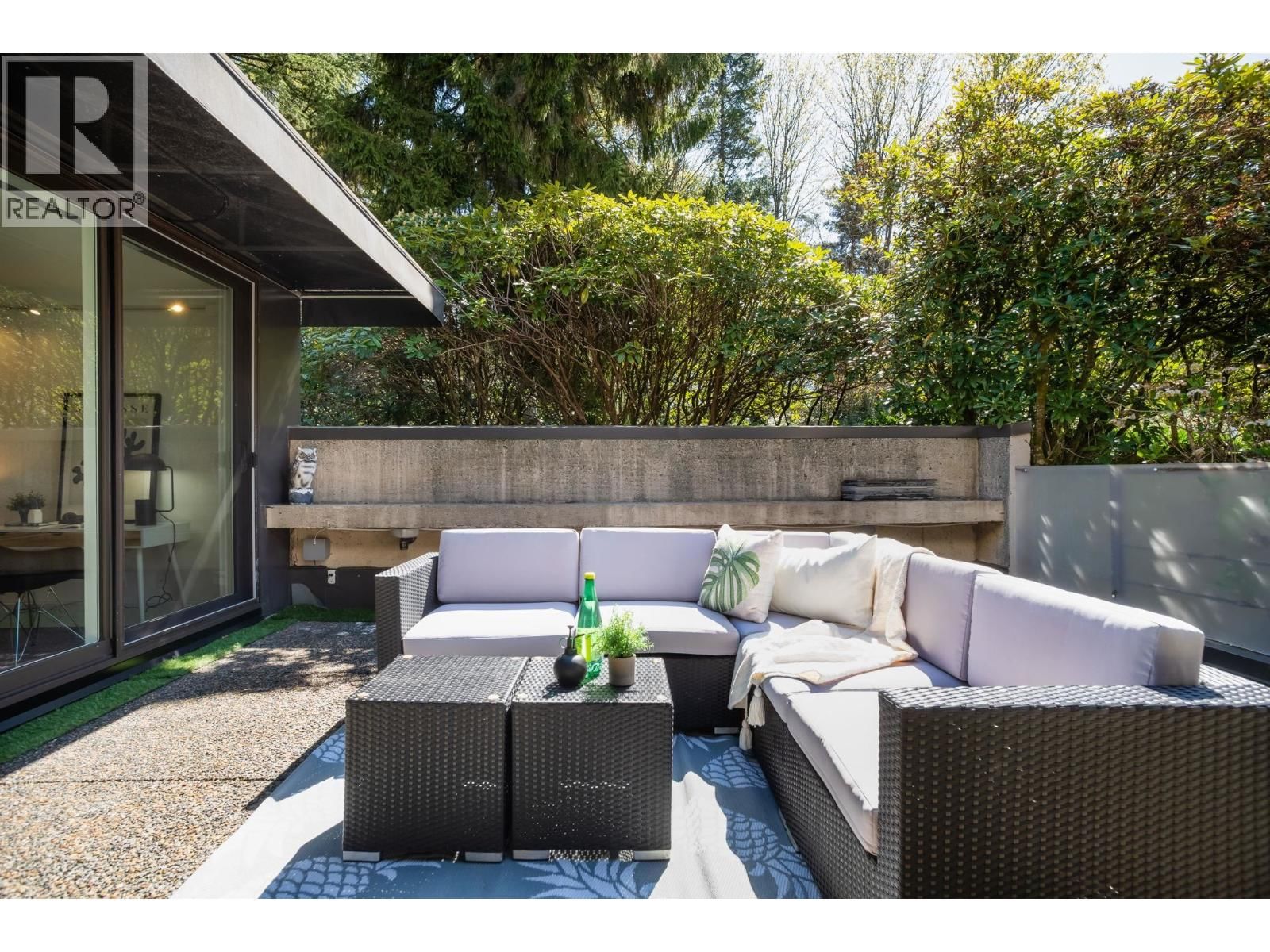 316 - 4900 CARTIER STREET Image 24