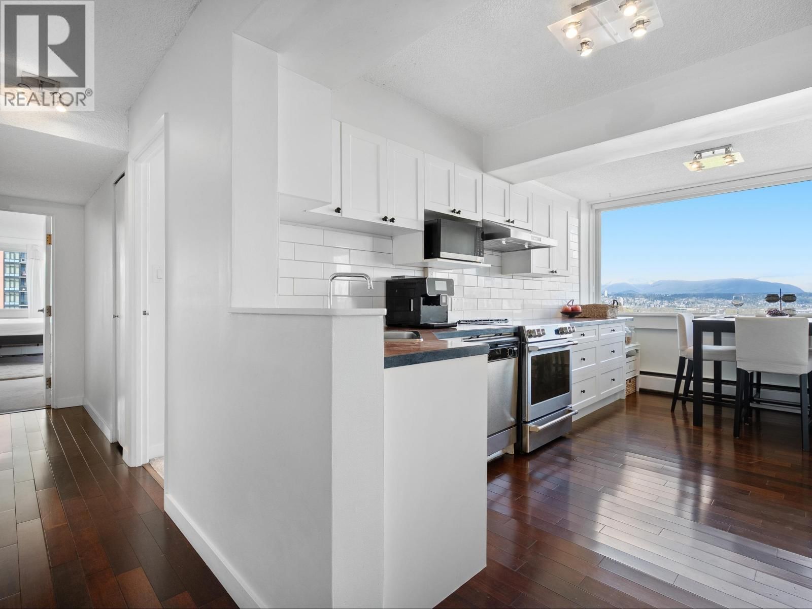 1203 - 31 ELLIOT STREET Image 18