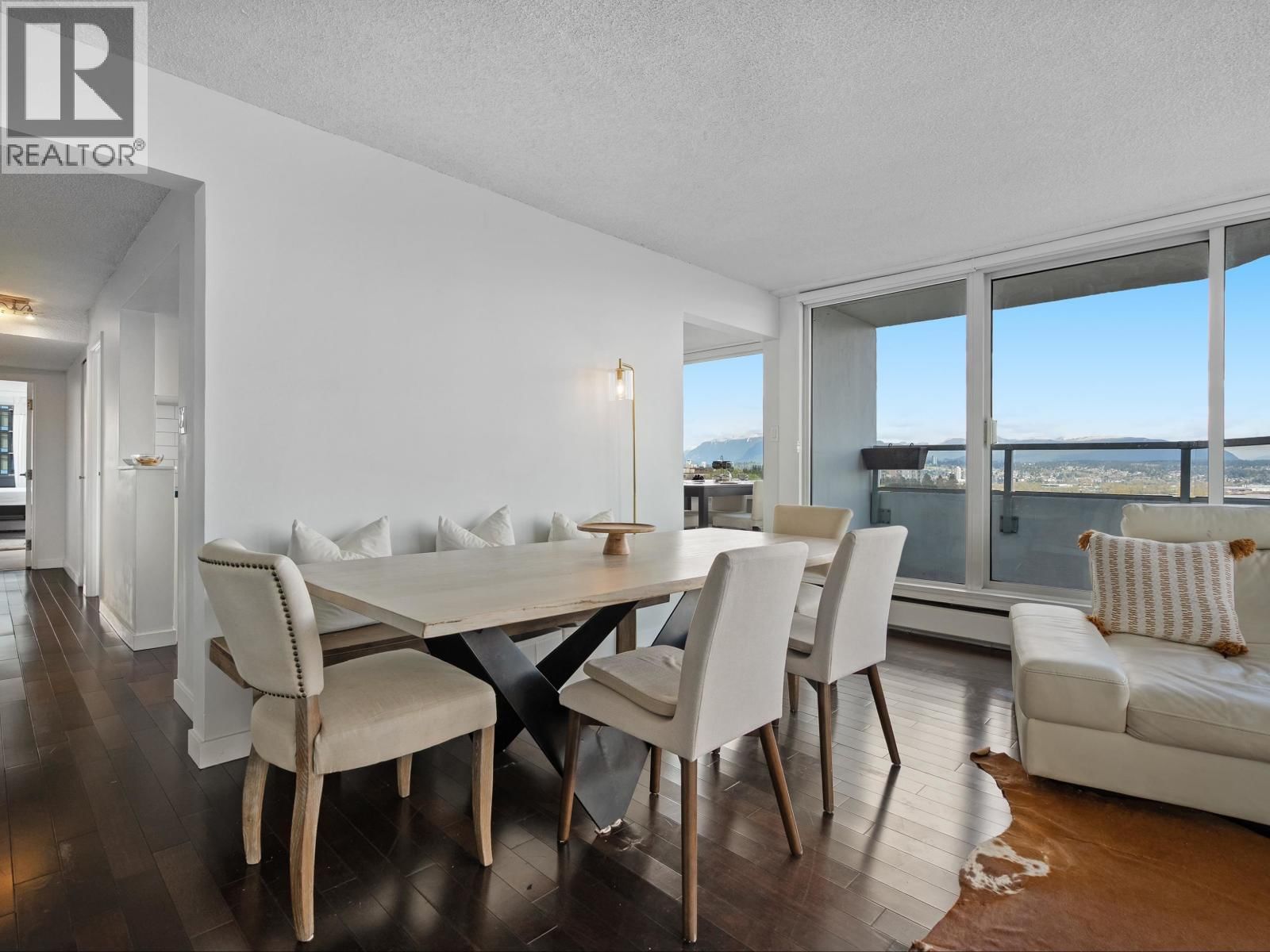 1203 - 31 ELLIOT STREET Image 5