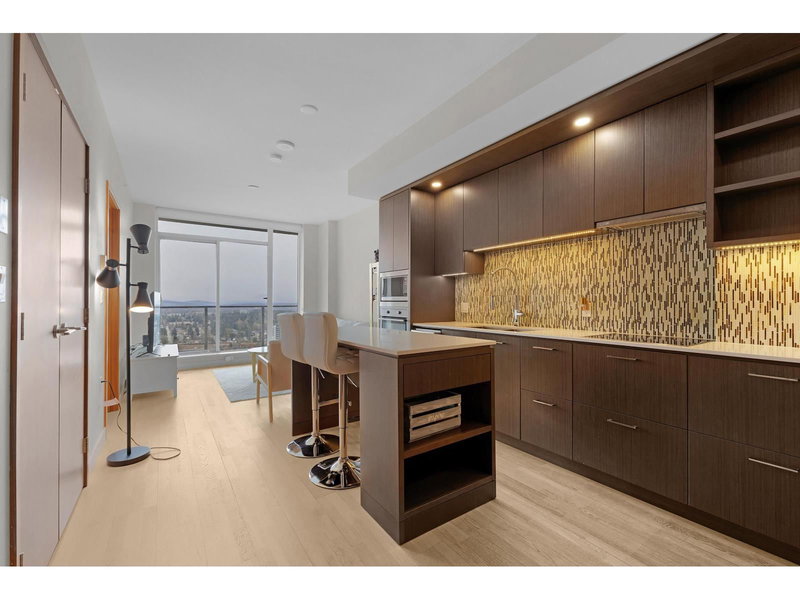 4304 - 13495 CENTRAL Avenue, Surrey, V3T0K2 | Image 2