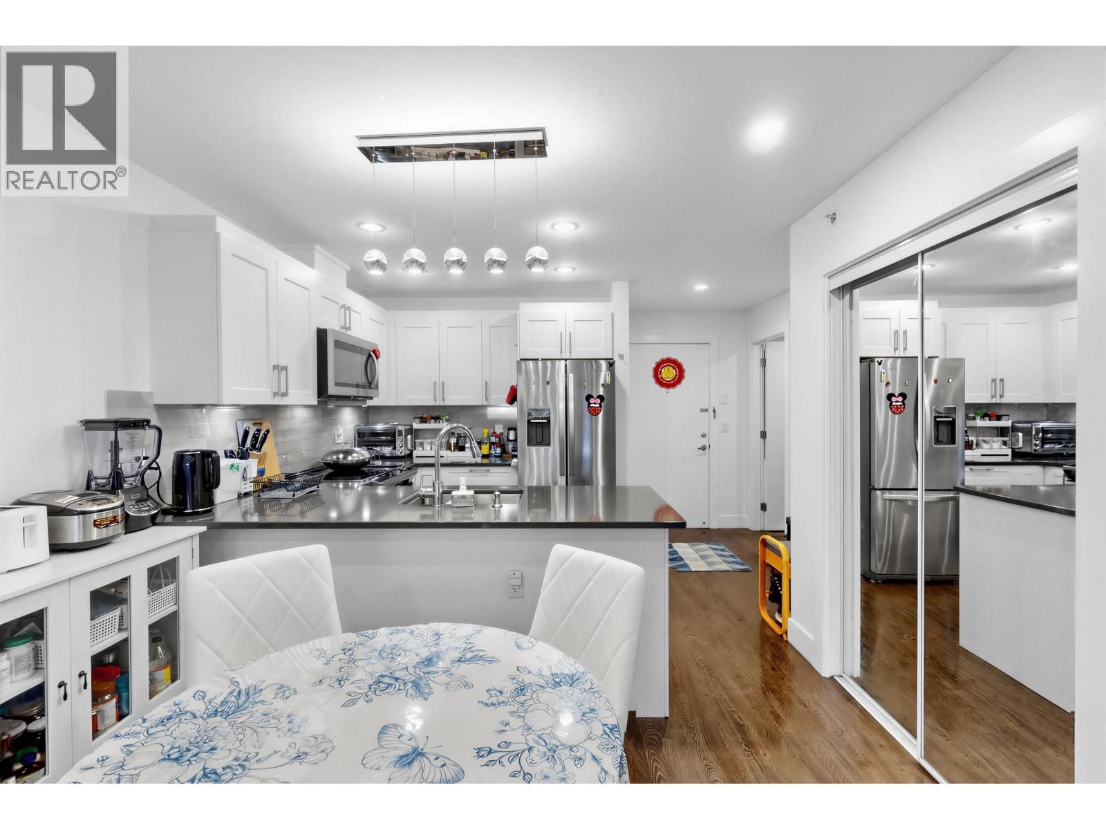 401 - 1990 WESTMINSTER AVENUE Image 14