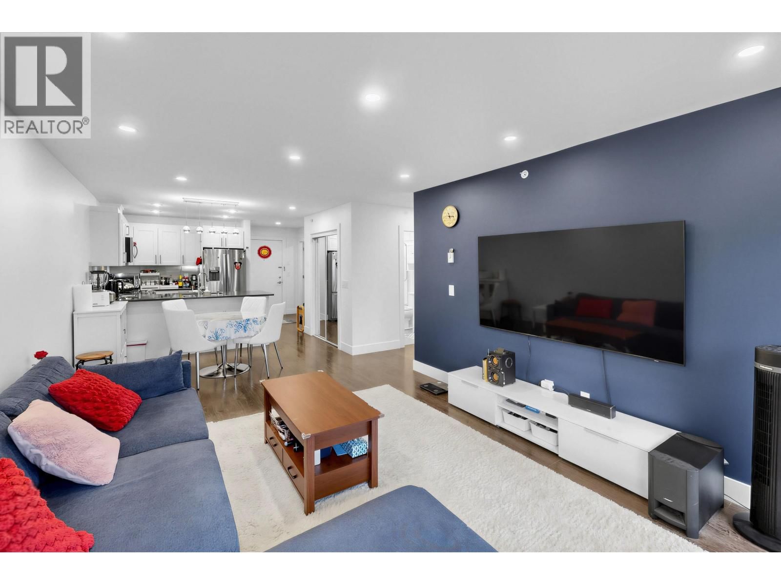 401 - 1990 WESTMINSTER AVENUE Image 18