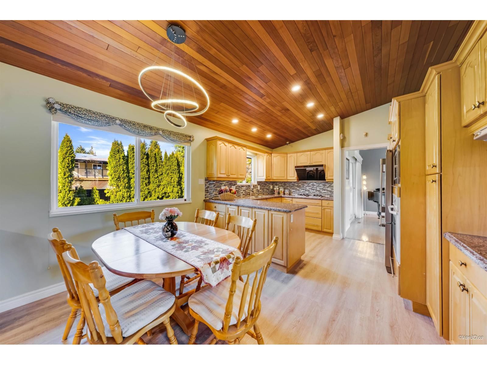 11761 CASCADE DRIVE Image 10