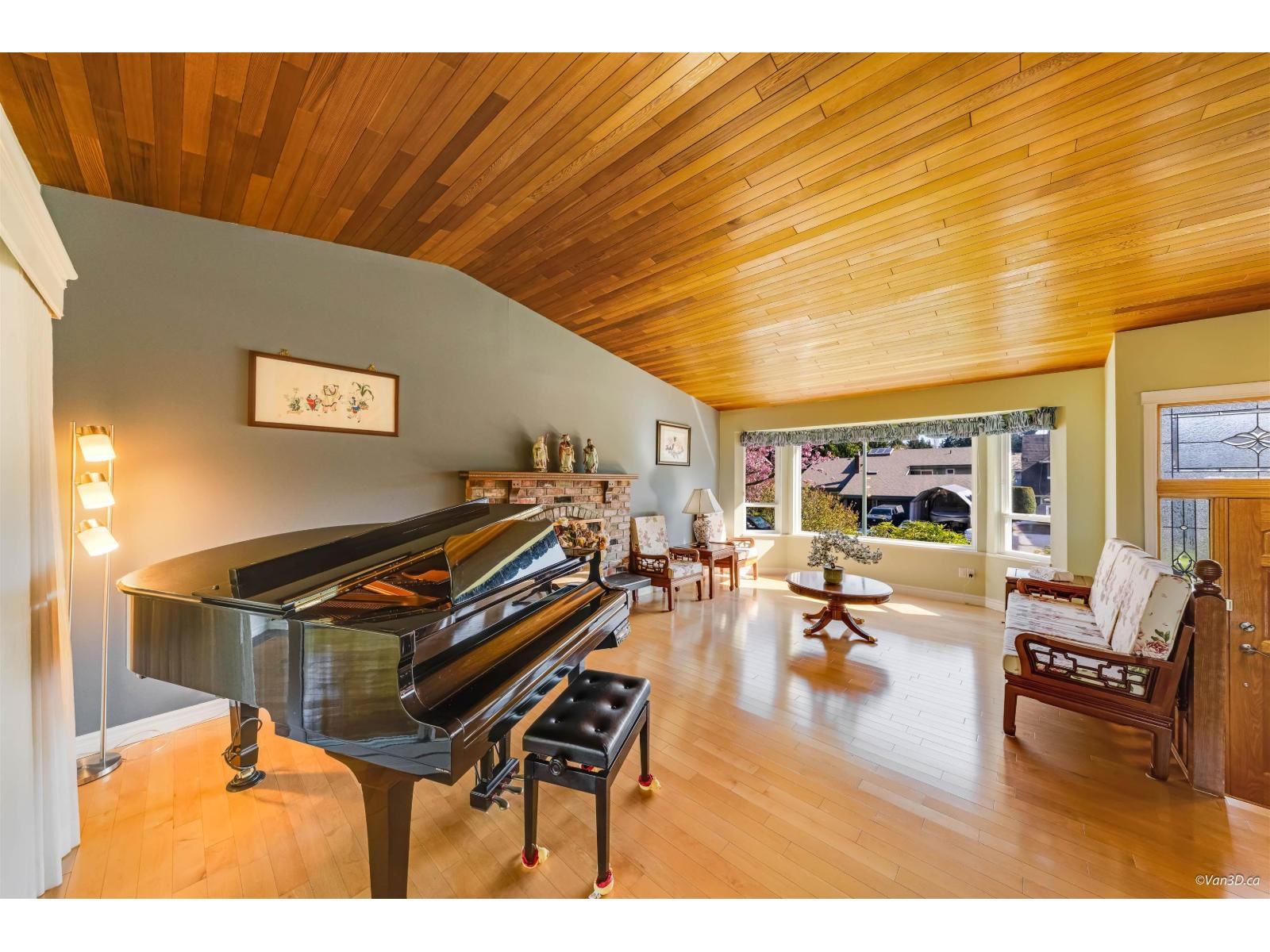 11761 CASCADE DRIVE Image 15