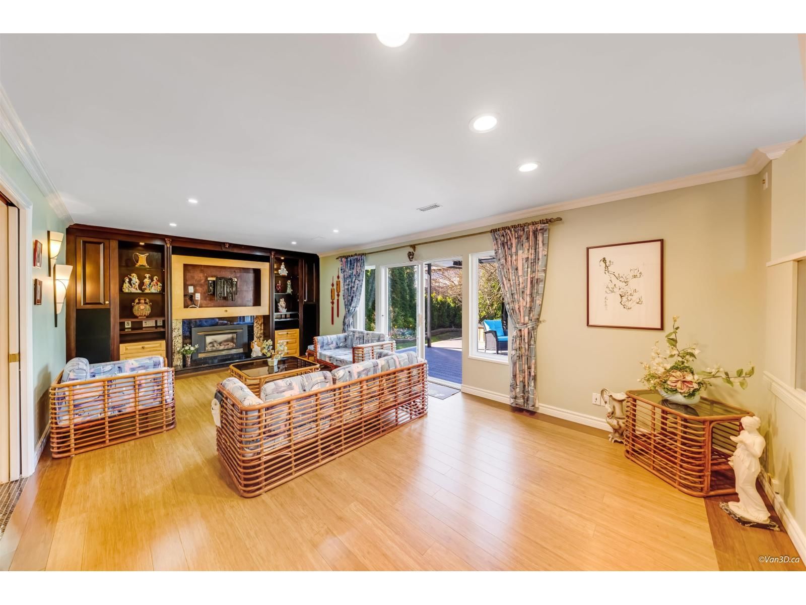 11761 CASCADE DRIVE Image 18