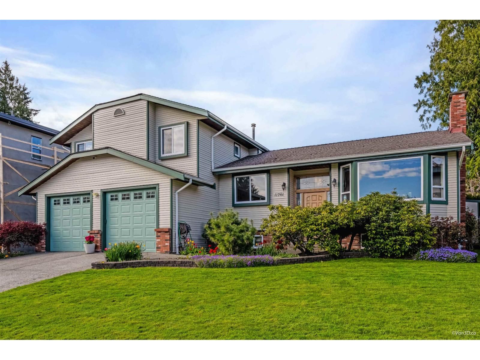 11761 CASCADE DRIVE Image 2