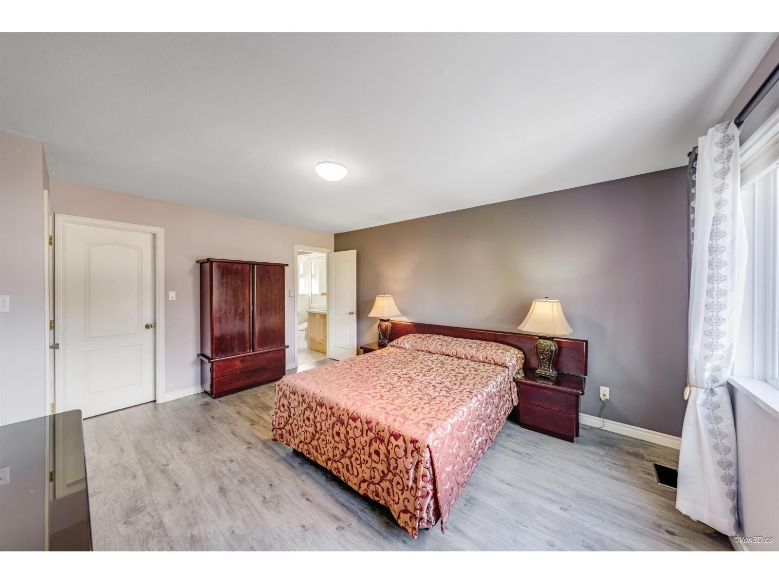 11761 CASCADE DRIVE Image 30