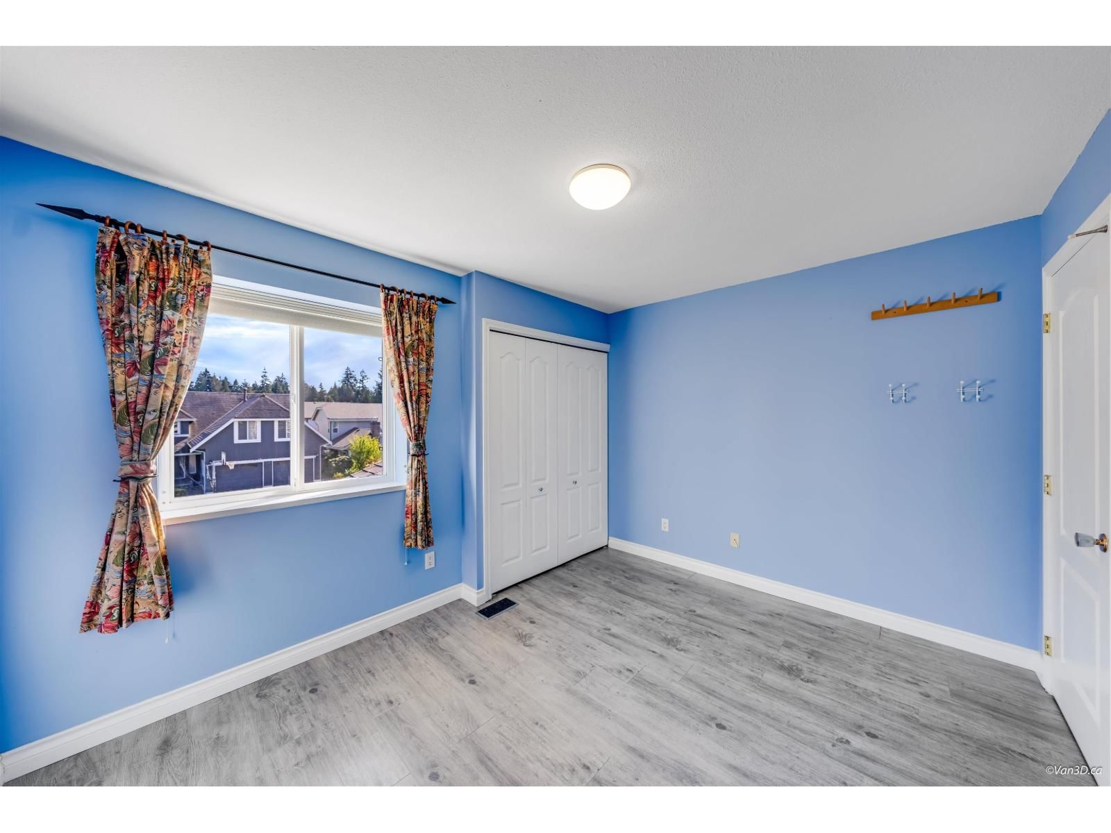 11761 CASCADE DRIVE Image 32