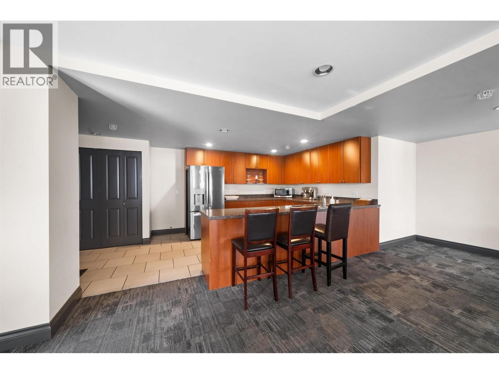 1906 - 4132 HALIFAX STREET Image 20