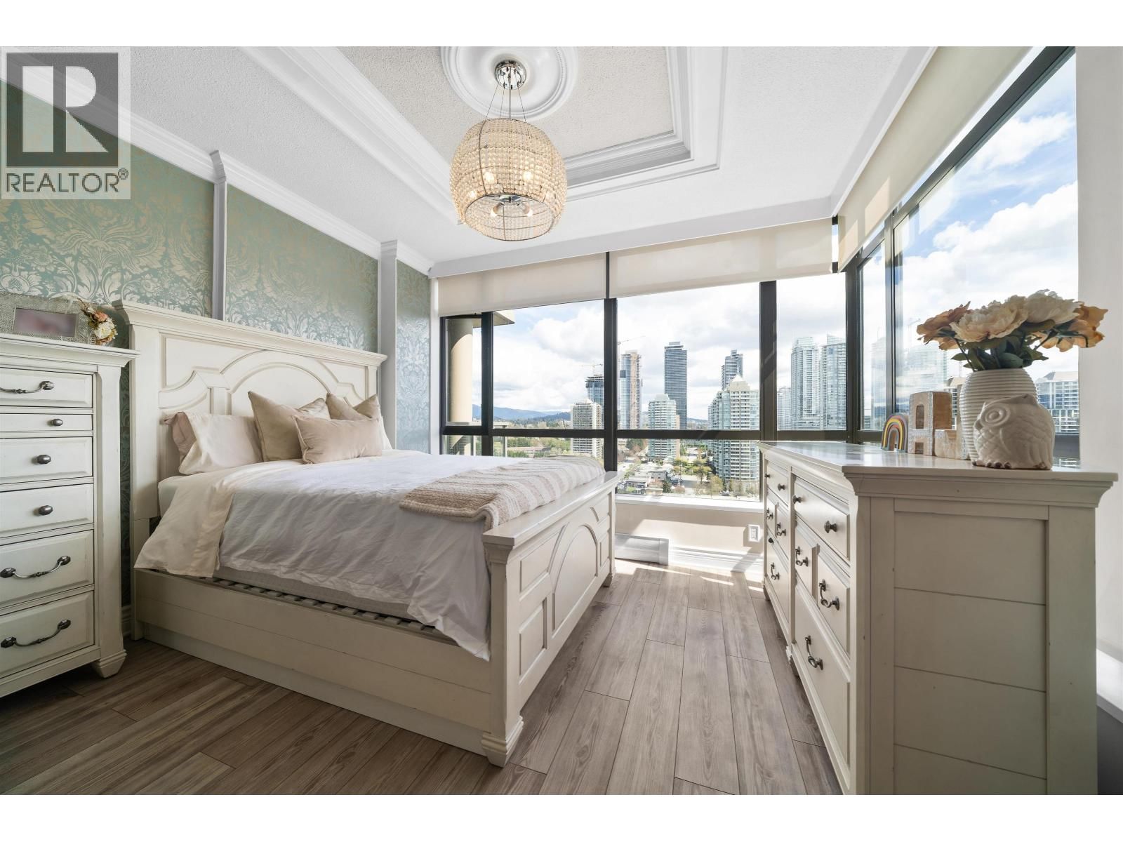 1906 - 4132 HALIFAX STREET Image 9