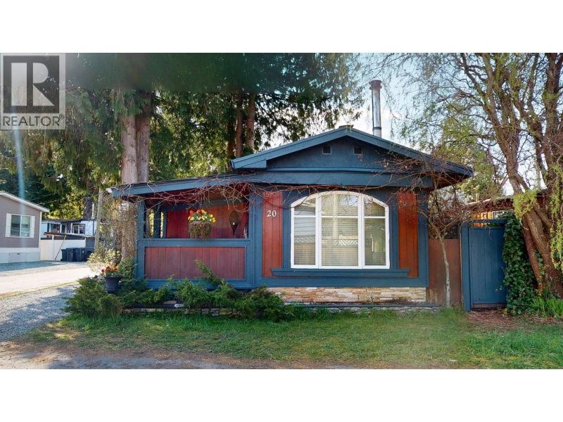 40022 GOVERNMENT Road Squamish British Columbia, V0N 1T0 - 3 Bedrooms Home For Sale