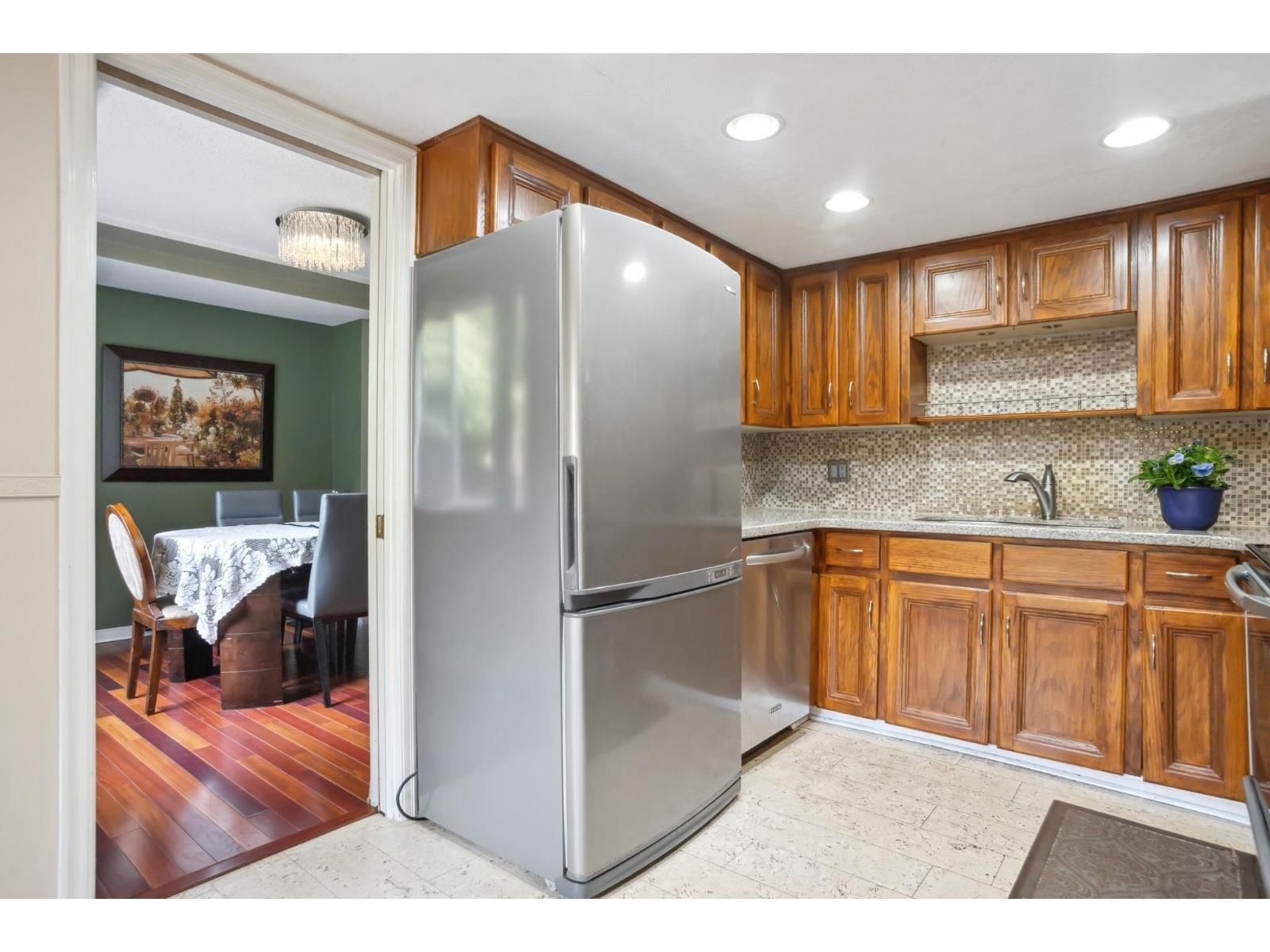 8985 WATSON COURT Image 12