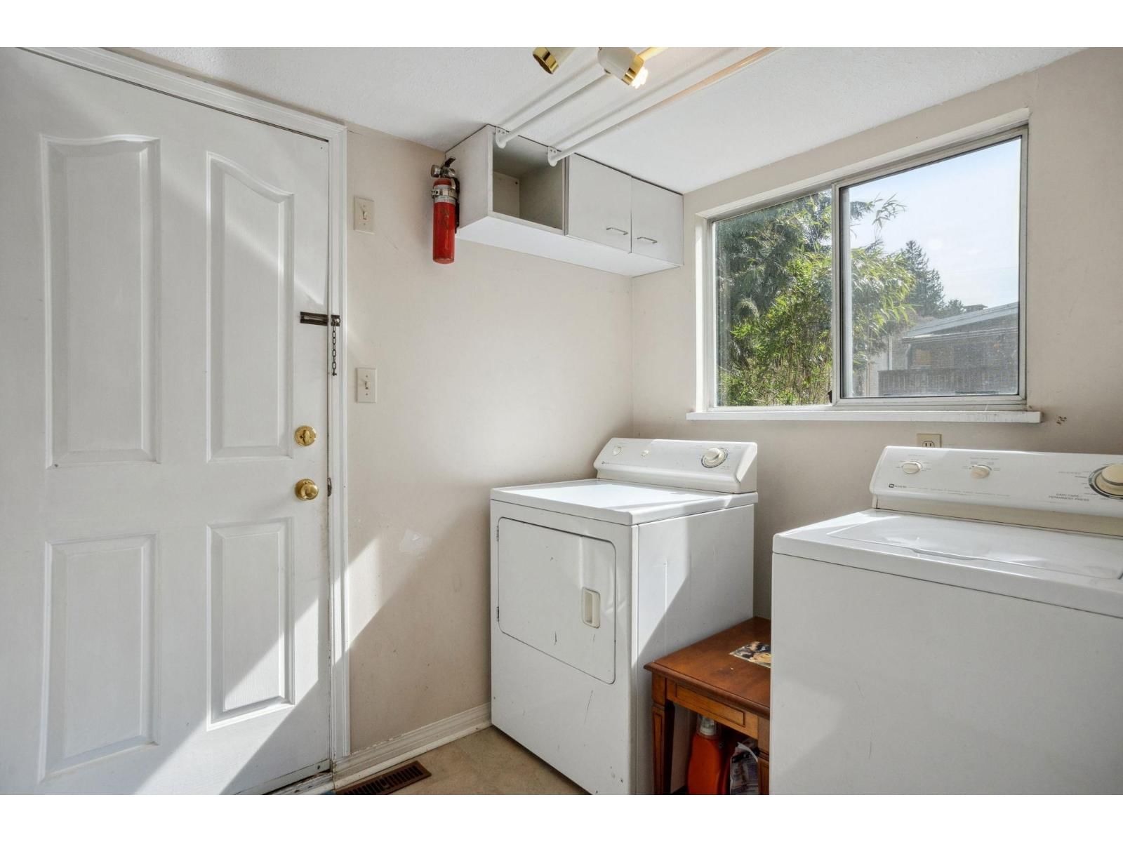 8985 WATSON COURT Image 19