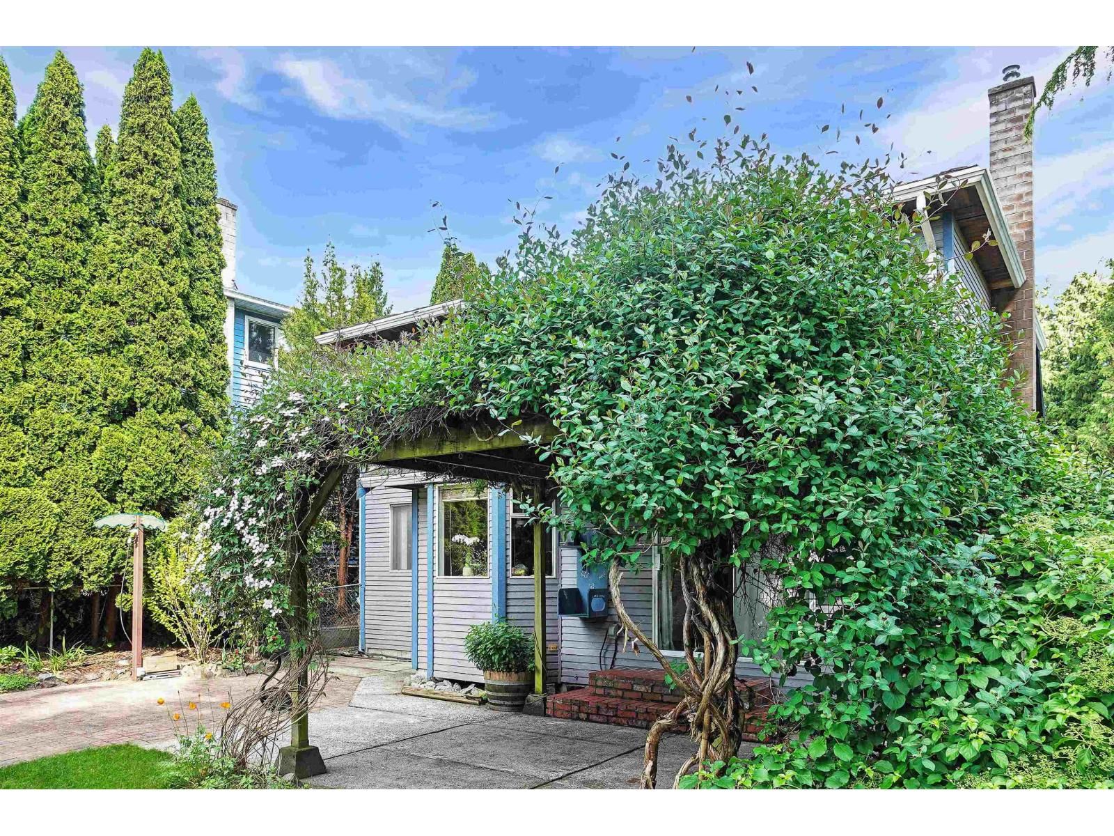 8985 WATSON COURT Image 29