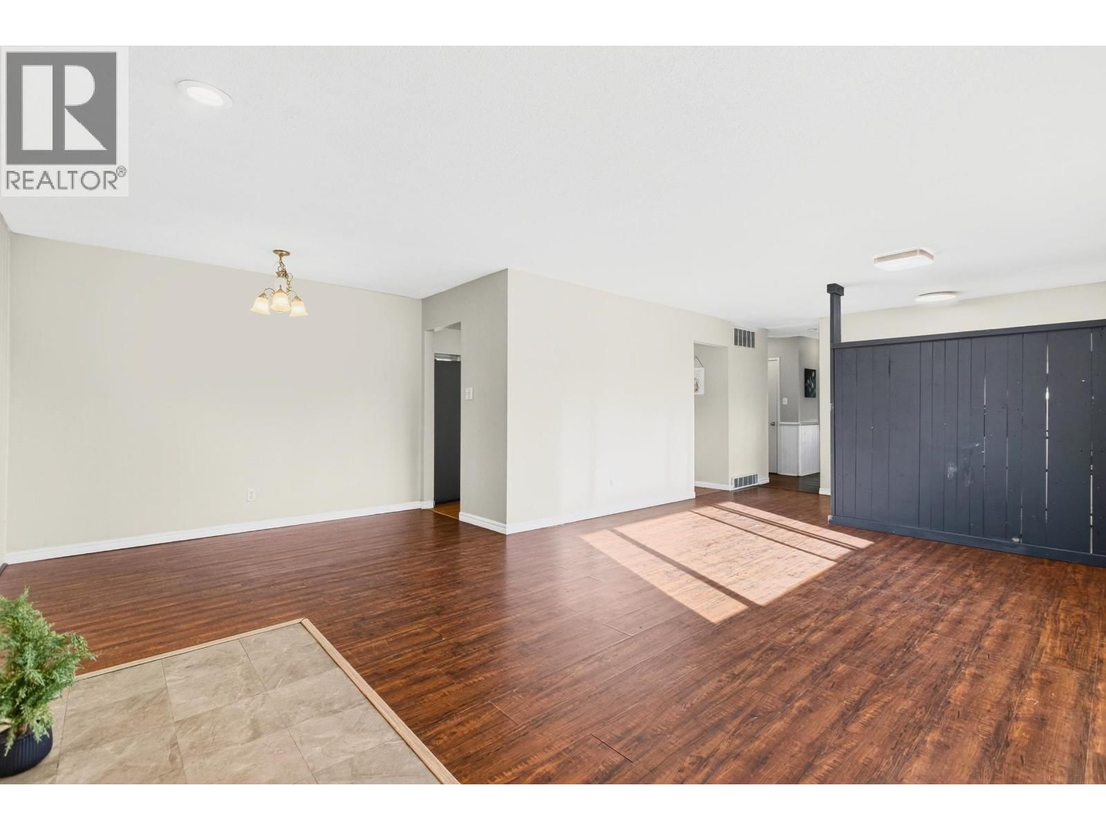 20409 122 AVENUE Image 10