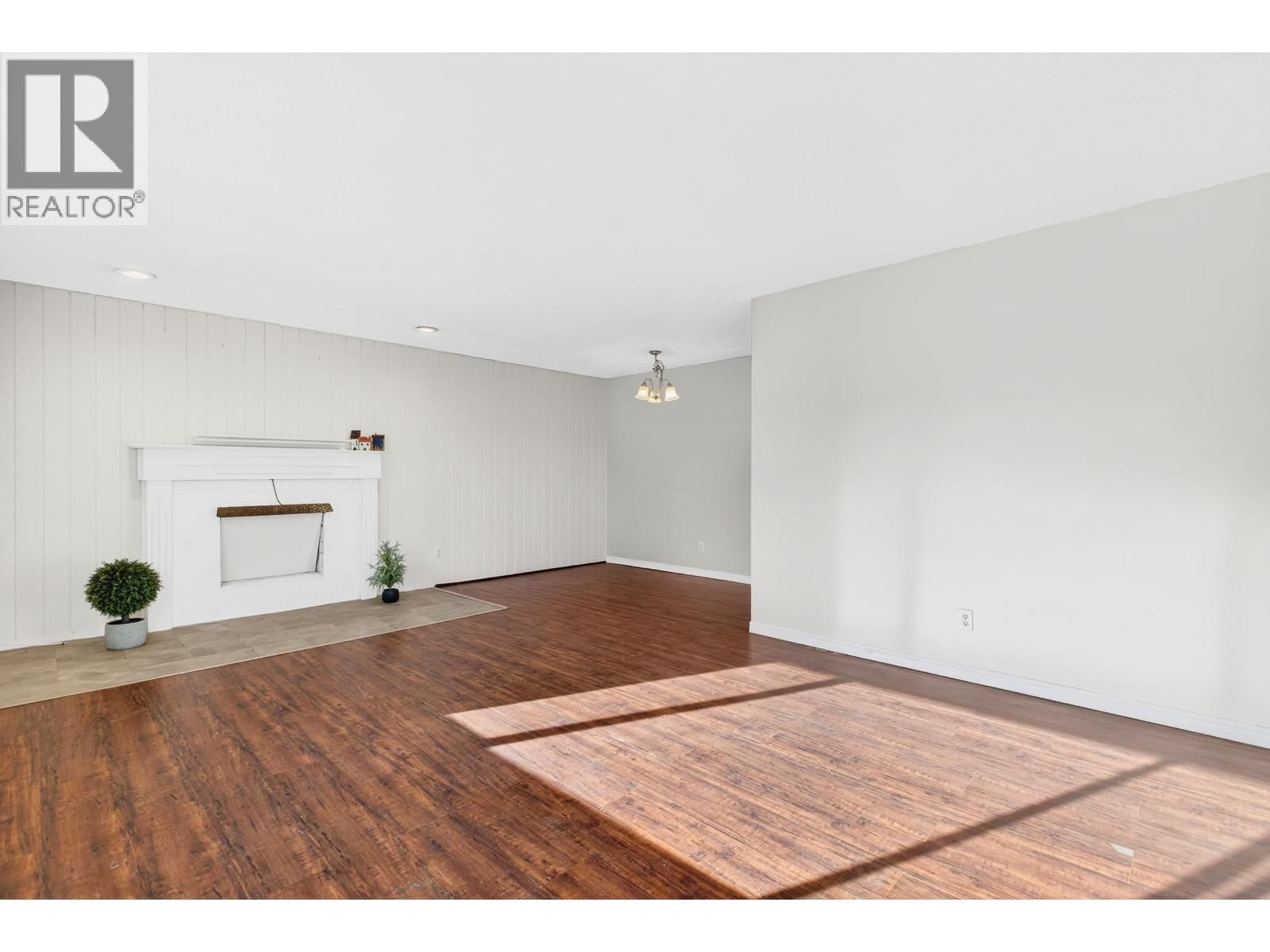 20409 122 AVENUE Image 9