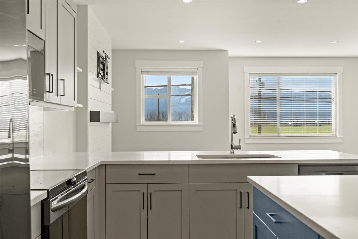 47389 YALE ROAD Image 12