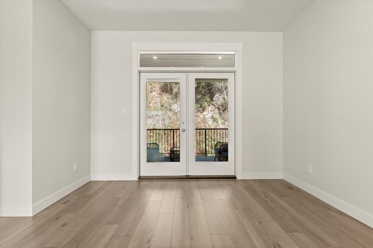 47389 YALE ROAD Image 14