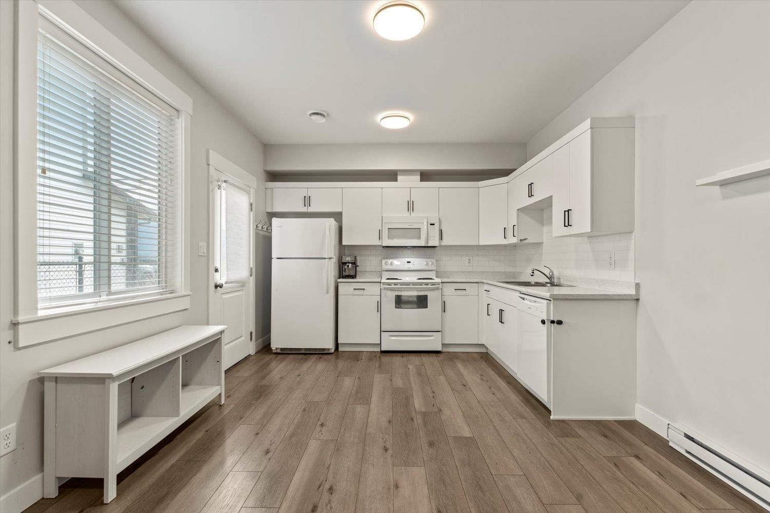 47389 YALE ROAD Image 35