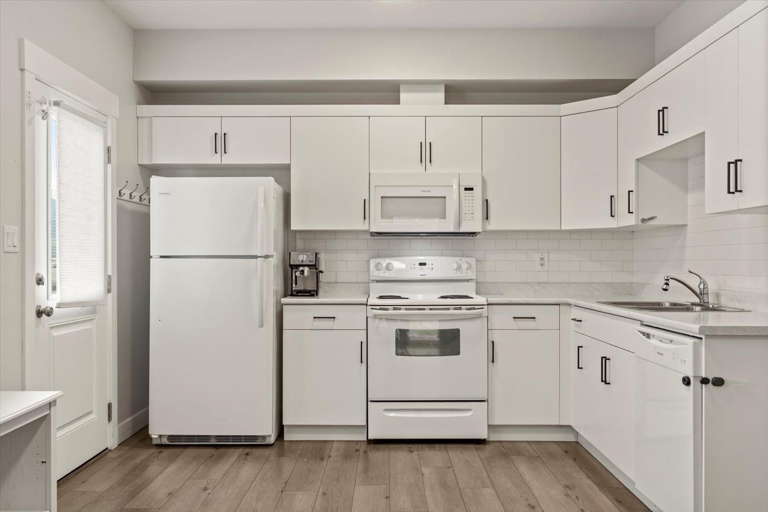 47389 YALE ROAD Image 36