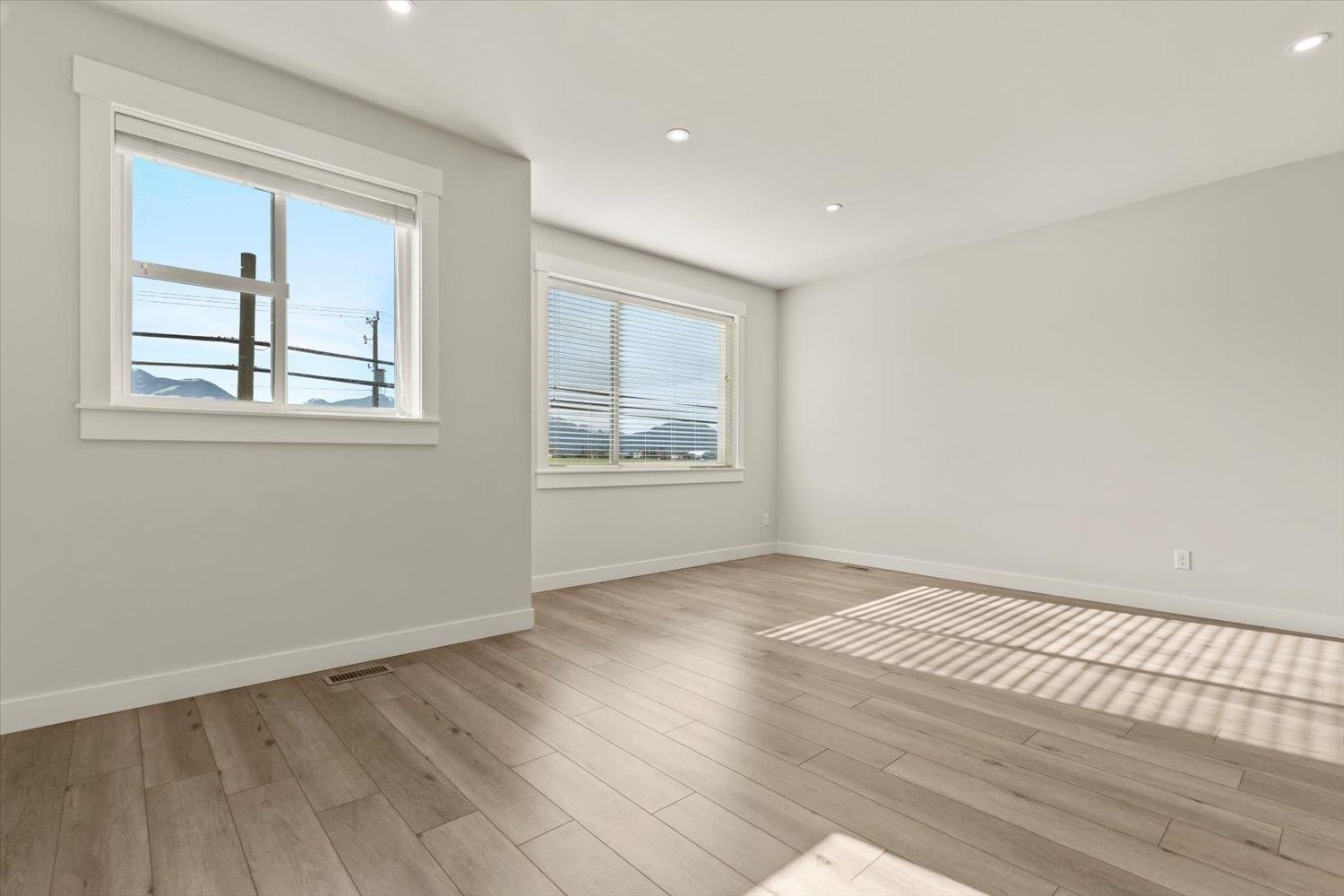 47389 YALE ROAD Image 8