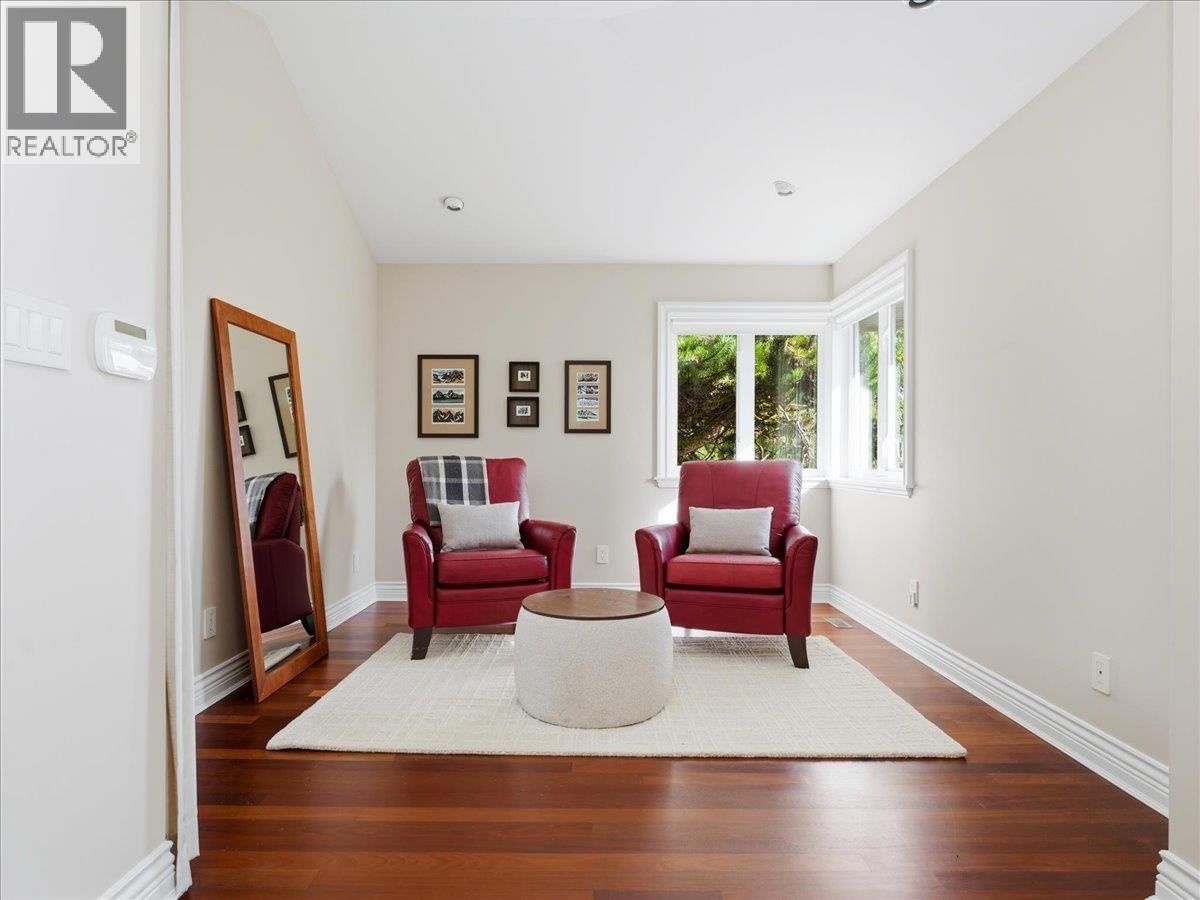 2618 LAWSON AVENUE Image 21