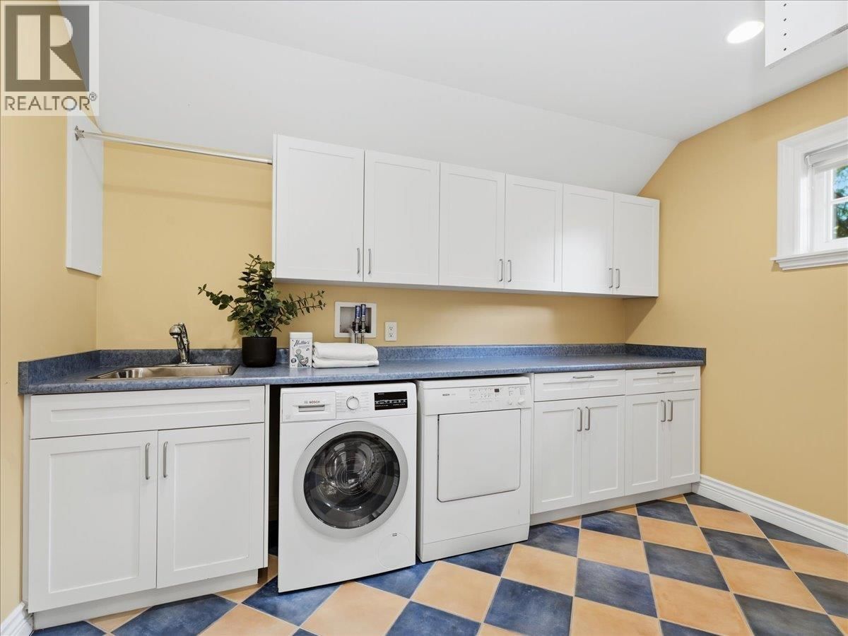 2618 LAWSON AVENUE Image 27